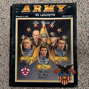 Vintage ARMY vs Lafayette official Michie Stadium 1987 game day scorebook